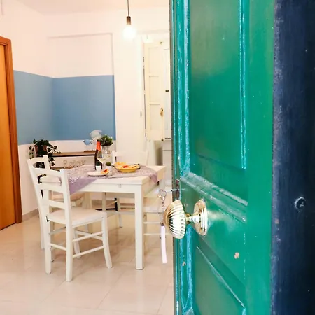 Mare Luna - Nel Centro Storico Di 萨莱诺