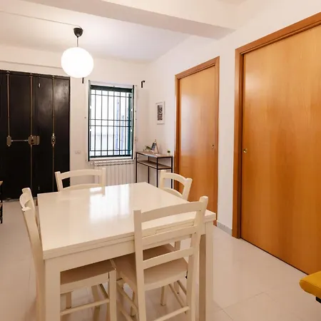 Mare Luna - Nel Centro Storico Di Salerno